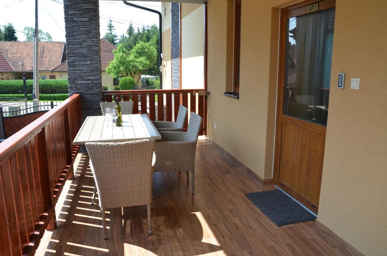 Apartmany Best I. Bešeňová Εξωτερικό φωτογραφία