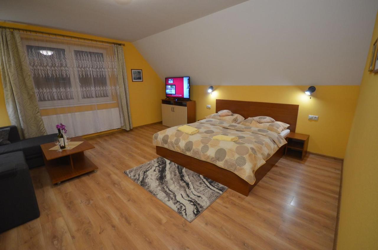 Apartmany Best I. Bešeňová Εξωτερικό φωτογραφία