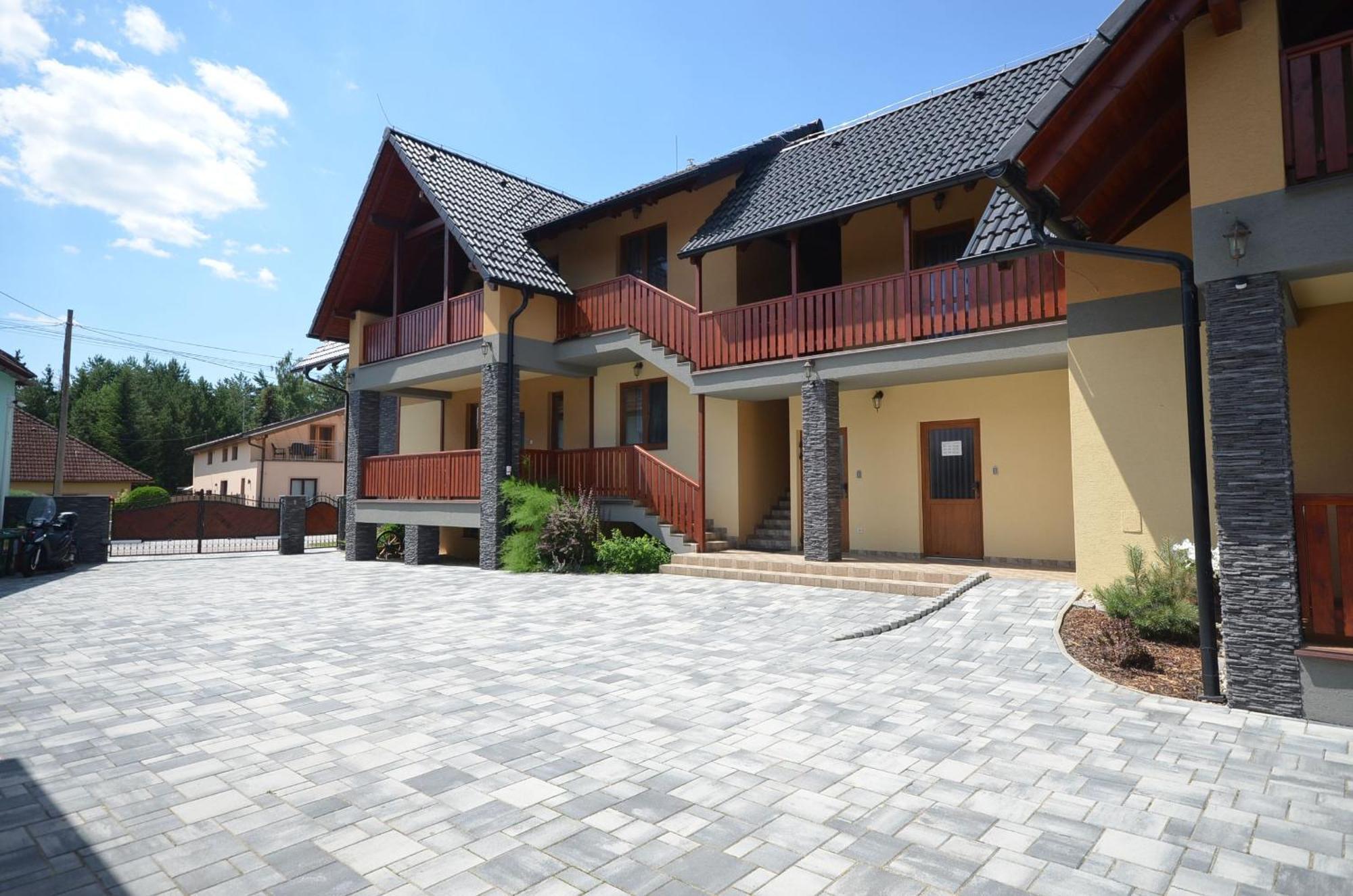 Apartmany Best I. Bešeňová Εξωτερικό φωτογραφία